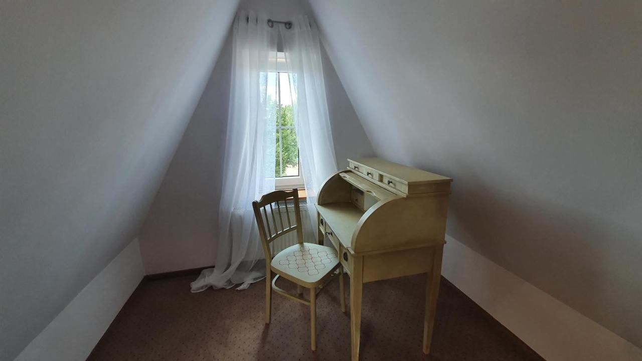 Hotel Siesta Свебодзін Екстер'єр фото
