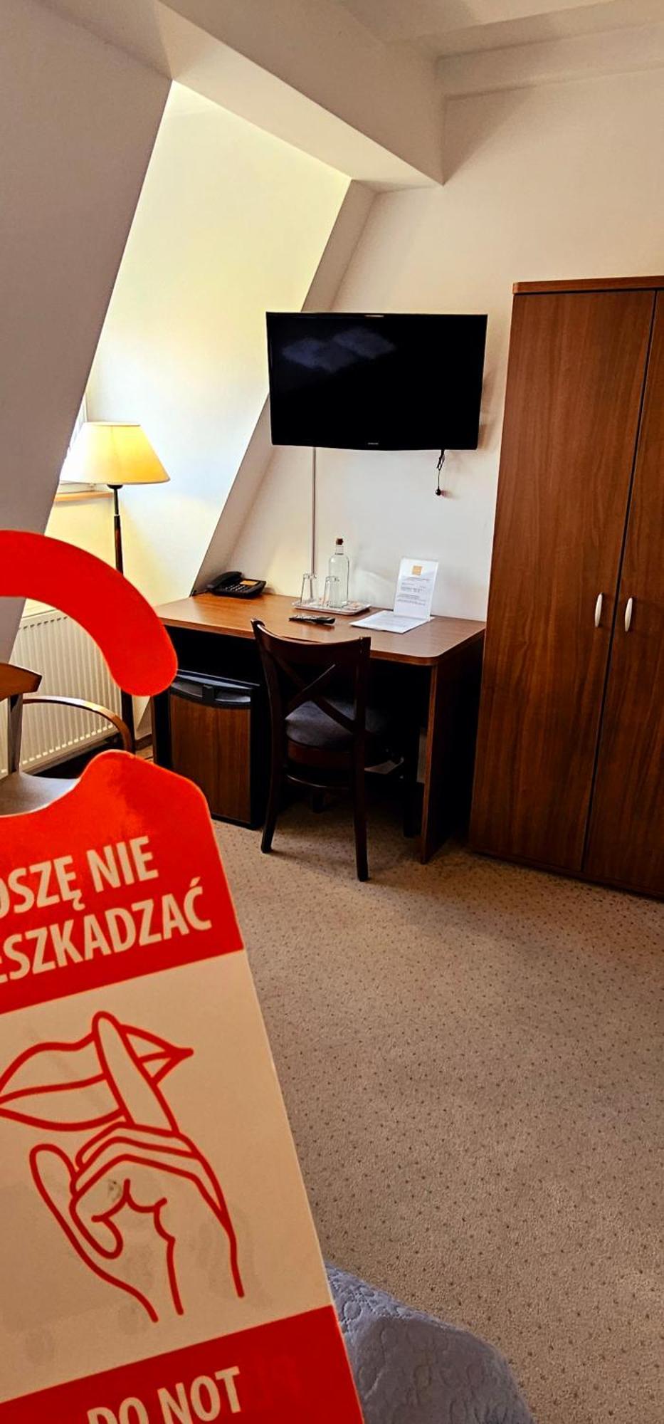 Hotel Siesta Свебодзін Екстер'єр фото